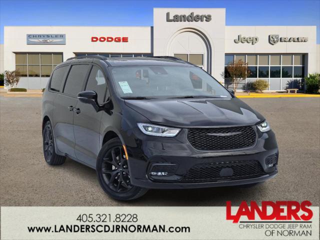 2025 Chrysler Pacifica PACIFICA LIMITED