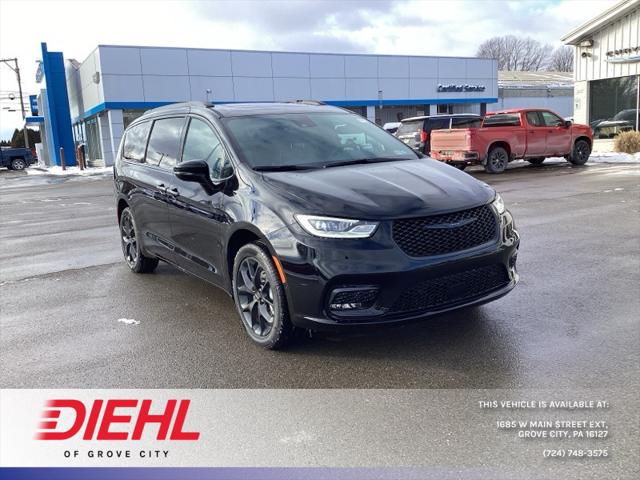 2025 Chrysler Pacifica PACIFICA LIMITED AWD