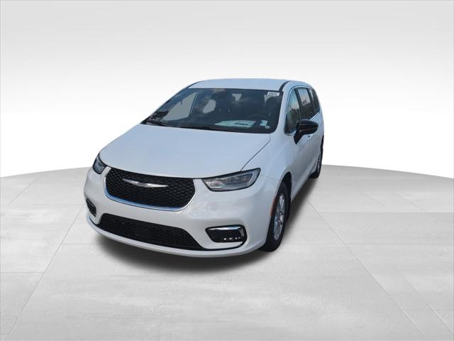 2025 Chrysler Pacifica PACIFICA SELECT