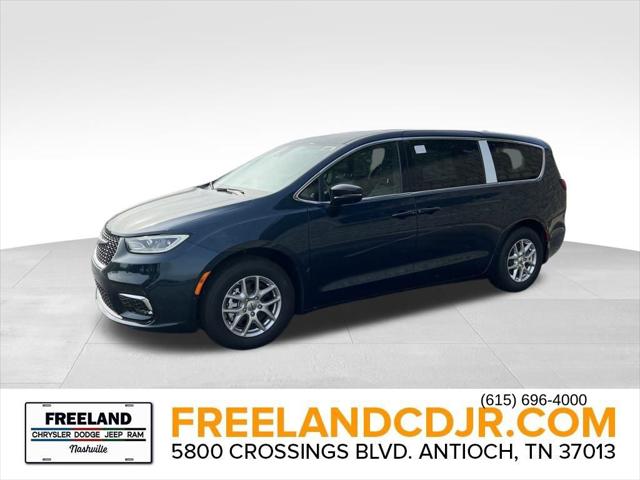 2025 Chrysler Pacifica PACIFICA SELECT