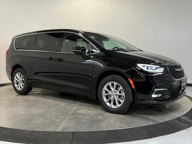 2025 Chrysler Pacifica PACIFICA SELECT AWD