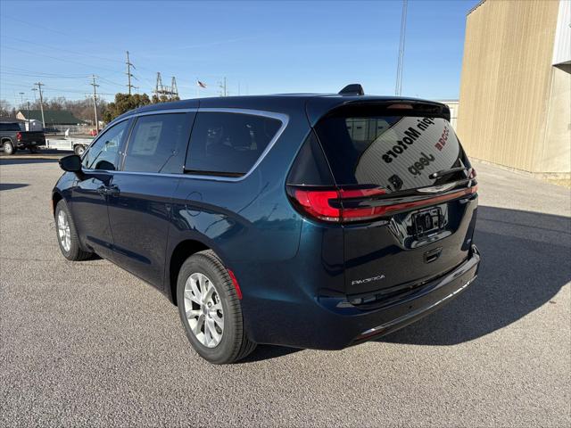 2025 Chrysler Pacifica PACIFICA SELECT AWD