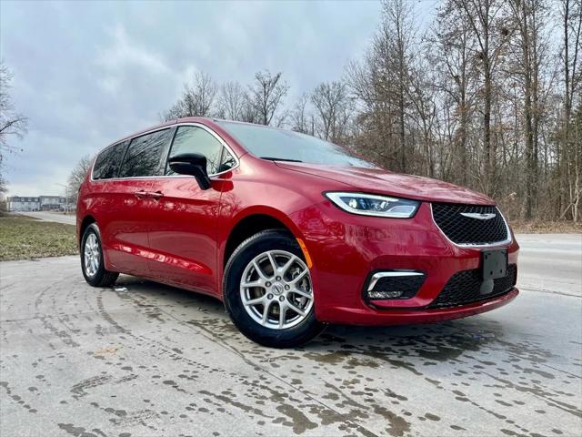 2025 Chrysler Pacifica PACIFICA SELECT