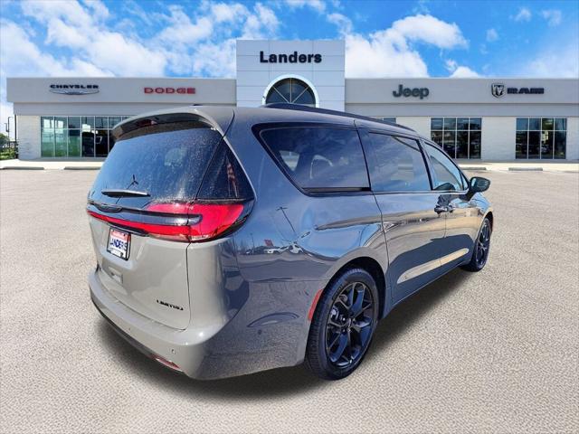 2025 Chrysler Pacifica PACIFICA LIMITED