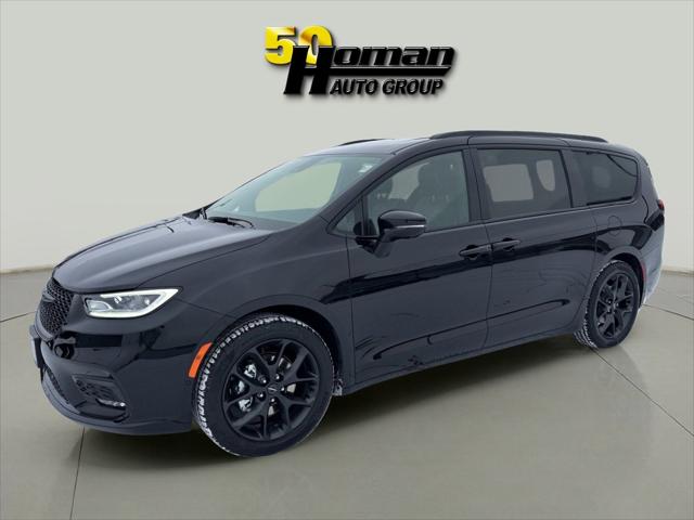 2025 Chrysler Pacifica PACIFICA LIMITED