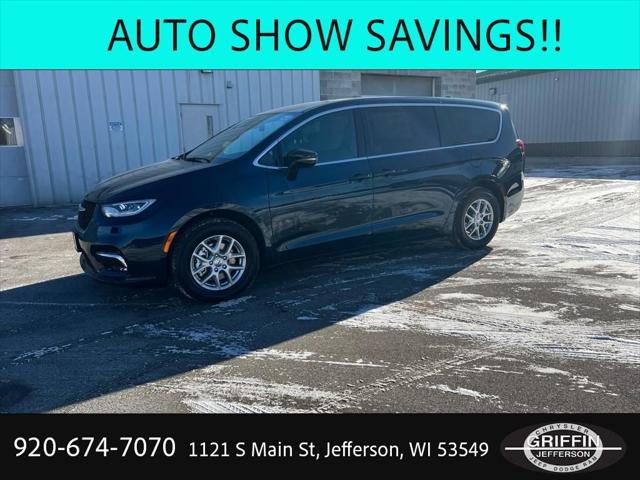 2025 Chrysler Pacifica PACIFICA SELECT