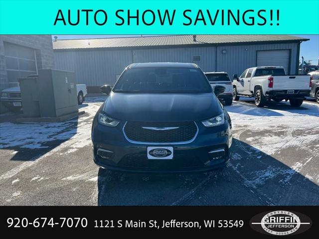 2025 Chrysler Pacifica PACIFICA SELECT