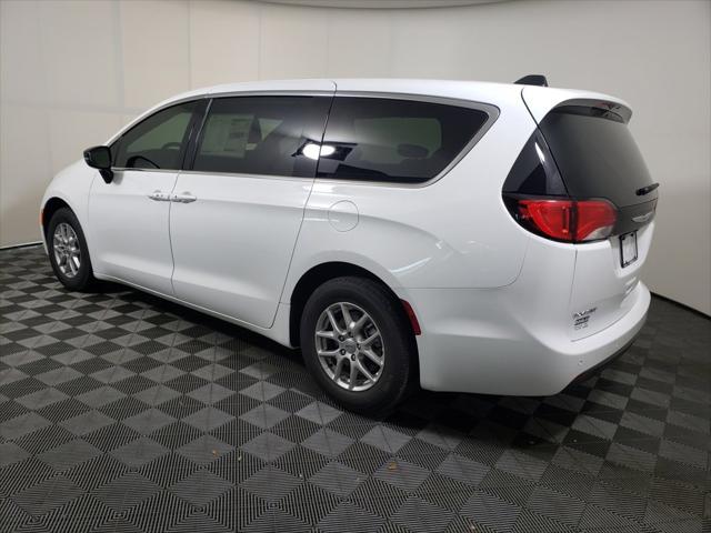 2025 Chrysler Voyager VOYAGER