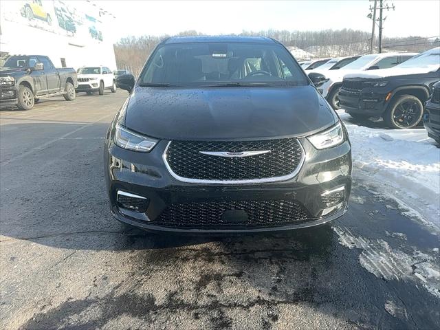 2025 Chrysler Pacifica PACIFICA SELECT AWD