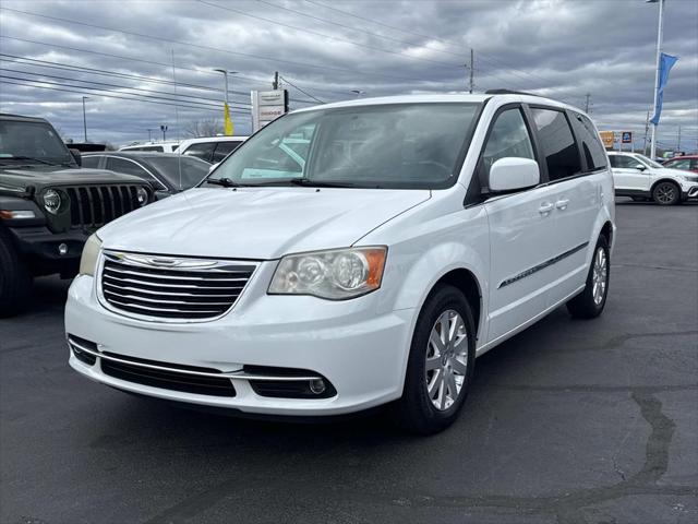 2013 Chrysler Town and Country Touring