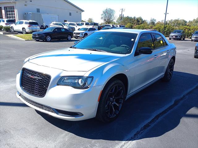 2020 Chrysler 300 Touring 2020 Chrysler 300 Touring