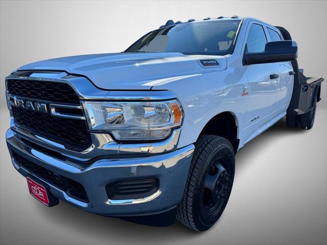 2019 RAM 3500 Tradesman Crew Cab 4x4 8 Box