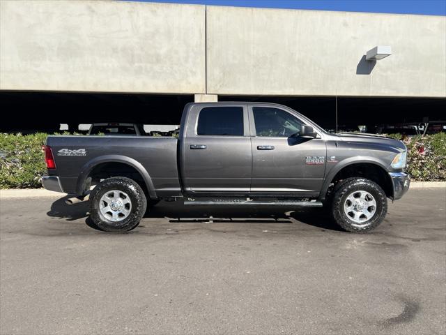 2017 RAM 2500 Big Horn Crew Cab 4x4 64 Box