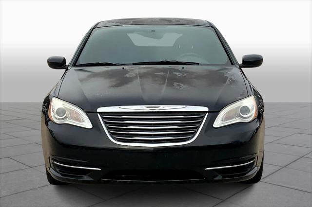 2013 Chrysler 200 Touring