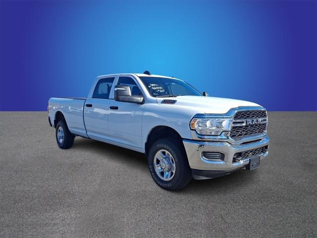 2023 RAM 2500 Tradesman Crew Cab 4x4 8 Box