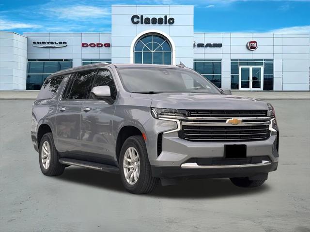 2023 Chevrolet Suburban 2WD LT