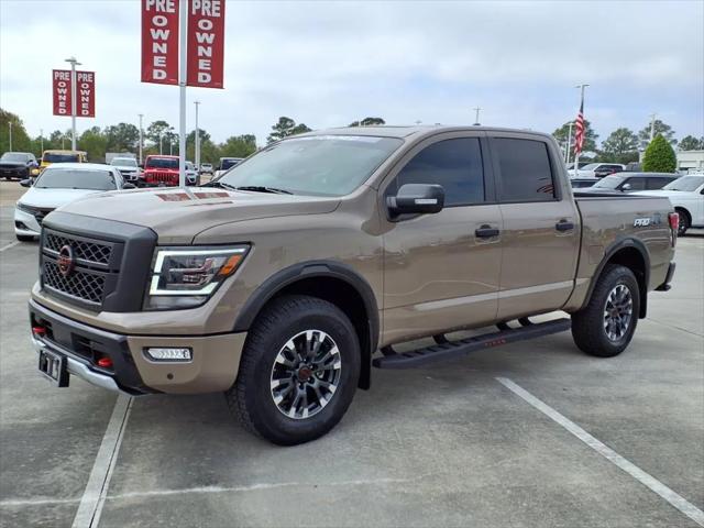 2024 Nissan TITAN Crew Cab PRO-4X 4x4