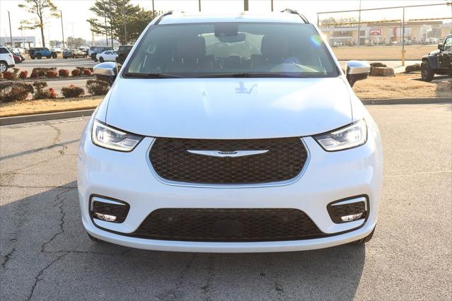 2025 Chrysler Pacifica PACIFICA PINNACLE