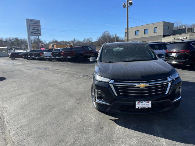 2022 Chevrolet Traverse AWD LT Cloth