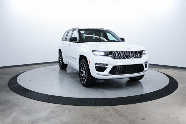 2025 Jeep Grand Cherokee GRAND CHEROKEE SUMMIT RESERVE 4X4