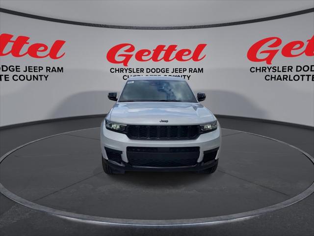 2025 Jeep Grand Cherokee GRAND CHEROKEE L ALTITUDE 4X2