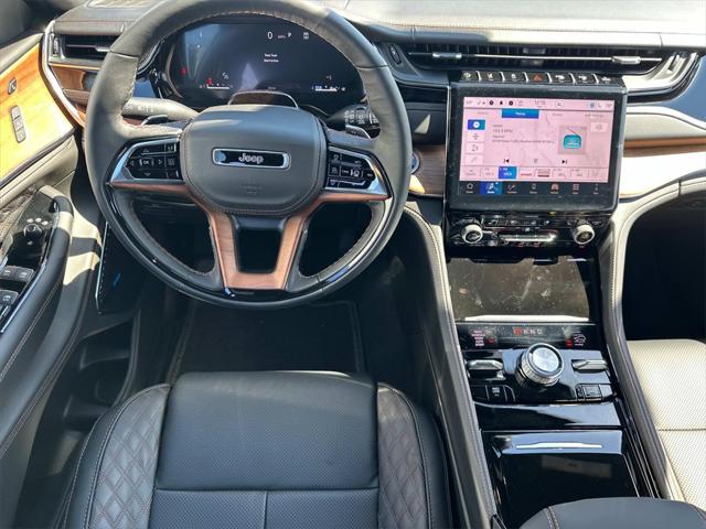 2025 Jeep Grand Cherokee GRAND CHEROKEE SUMMIT RESERVE 4X4
