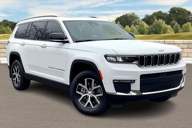 2025 Jeep Grand Cherokee GRAND CHEROKEE L LIMITED 4X4