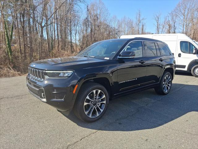 2025 Jeep Grand Cherokee GRAND CHEROKEE OVERLAND 4X4