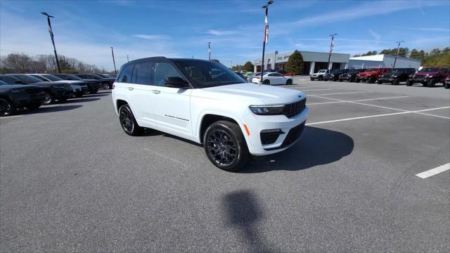 2025 Jeep Grand Cherokee GRAND CHEROKEE SUMMIT RESERVE 4X4