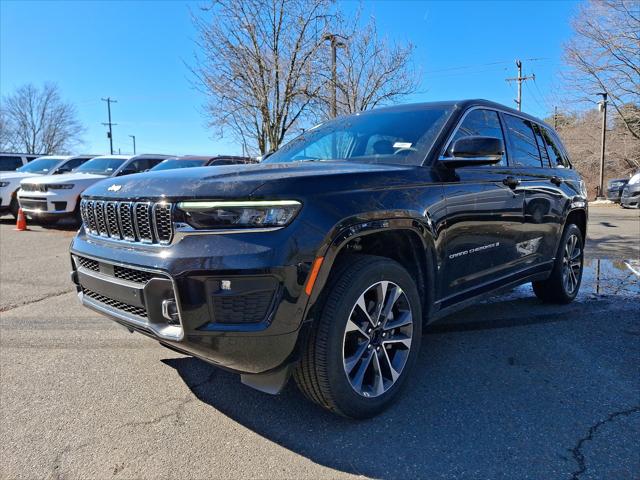 2025 Jeep Grand Cherokee GRAND CHEROKEE OVERLAND 4X4