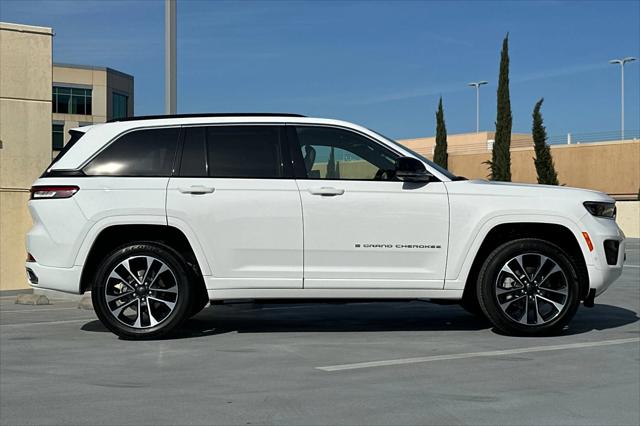 2025 Jeep Grand Cherokee GRAND CHEROKEE OVERLAND 4X4