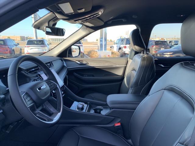 2025 Jeep Grand Cherokee GRAND CHEROKEE L LIMITED 4X2