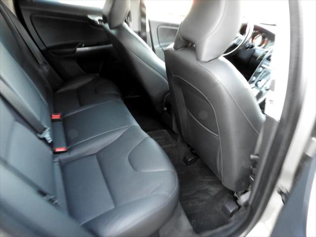 2016 Volvo XC60 T5 Premier