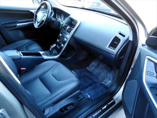 2016 Volvo XC60 T5 Premier