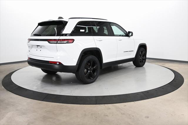 2023 Jeep Grand Cherokee Altitude 4x4