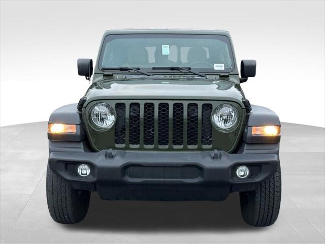 2022 Jeep Gladiator Sport 4x4