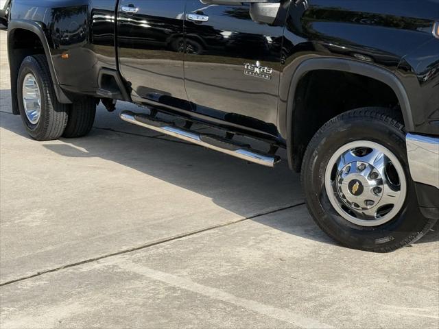 2022 Chevrolet Silverado 3500HD 4WD Crew Cab Long Bed LTZ