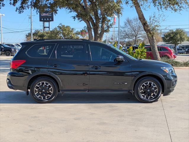 2019 Nissan Pathfinder SV