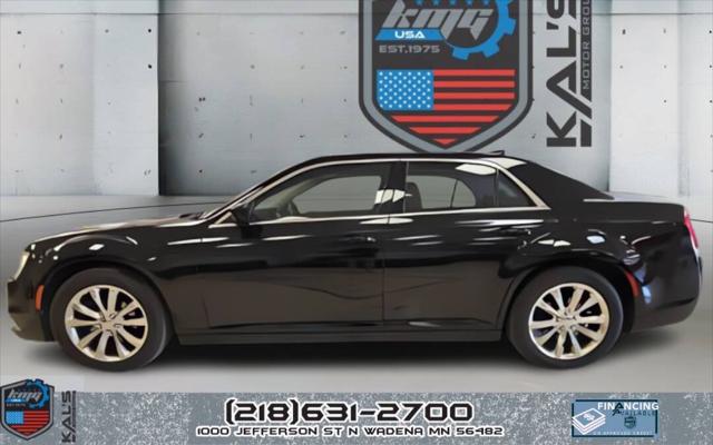 2016 Chrysler 300 Limited