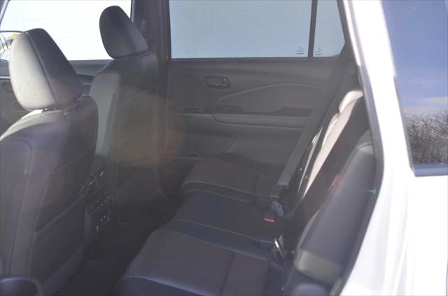 2025 Honda Passport AWD Black