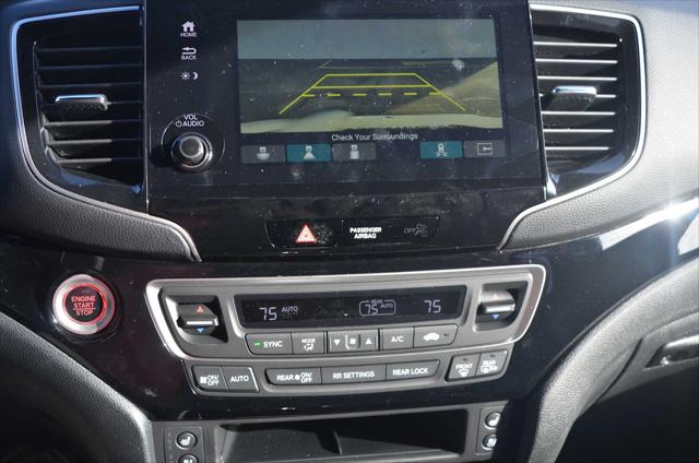 2025 Honda Passport AWD Black