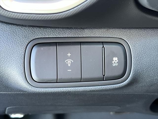 2025 Hyundai Venue SE