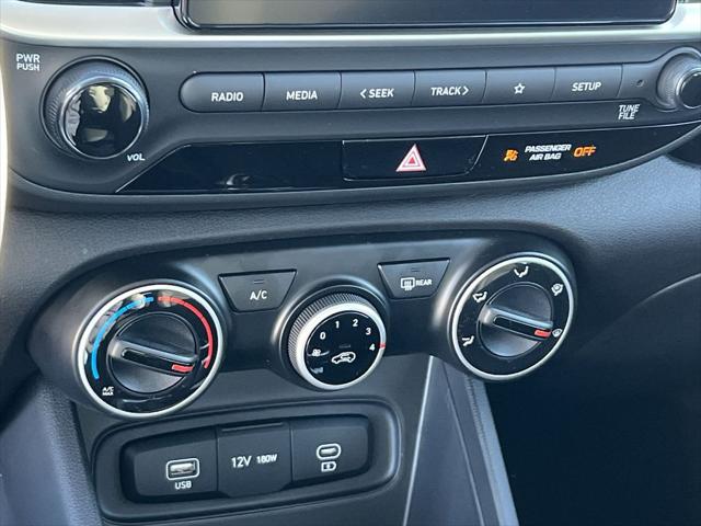2025 Hyundai Venue SE