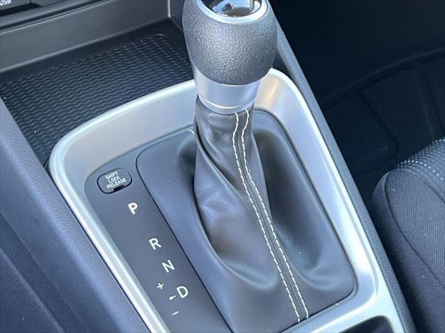 2025 Hyundai Venue SE