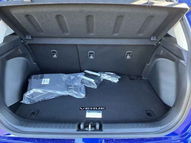 2025 Hyundai Venue SE