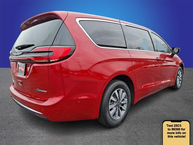 2025 Chrysler Pacifica Hybrid PACIFICA PLUG-IN HYBRID SELECT