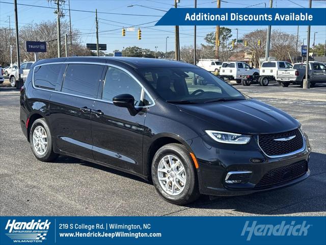 2025 Chrysler Pacifica PACIFICA SELECT