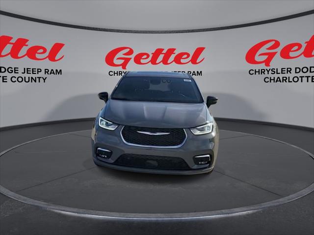 2025 Chrysler Pacifica PACIFICA SELECT