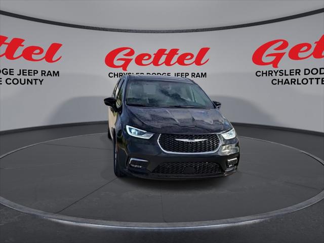 2025 Chrysler Pacifica PACIFICA SELECT