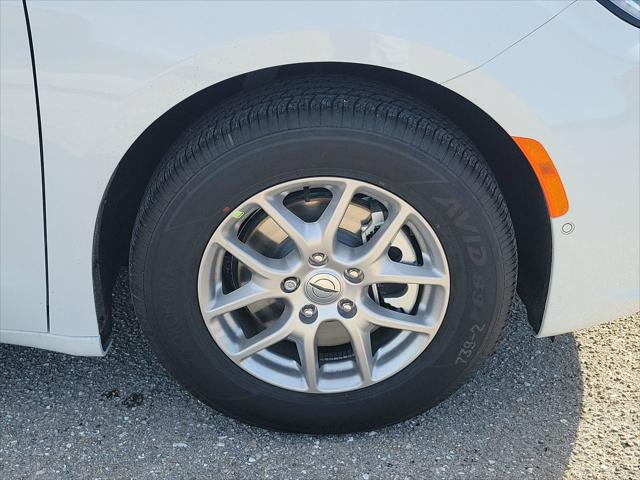 2025 Chrysler Pacifica PACIFICA SELECT